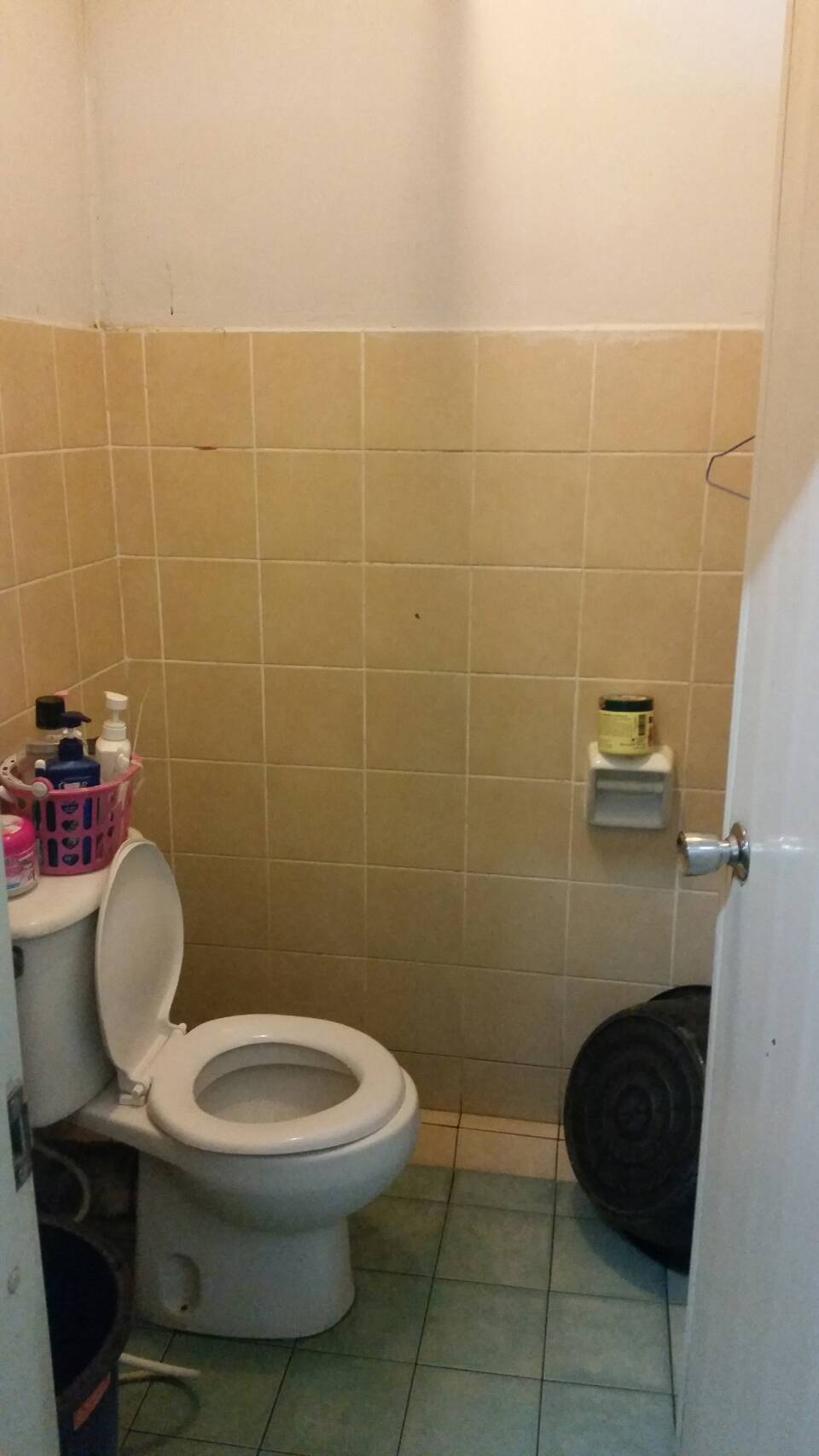 ขาย เอื้ออาทร ซอยคุณพระ ชั้น1 ราคาเป็นกันเอง