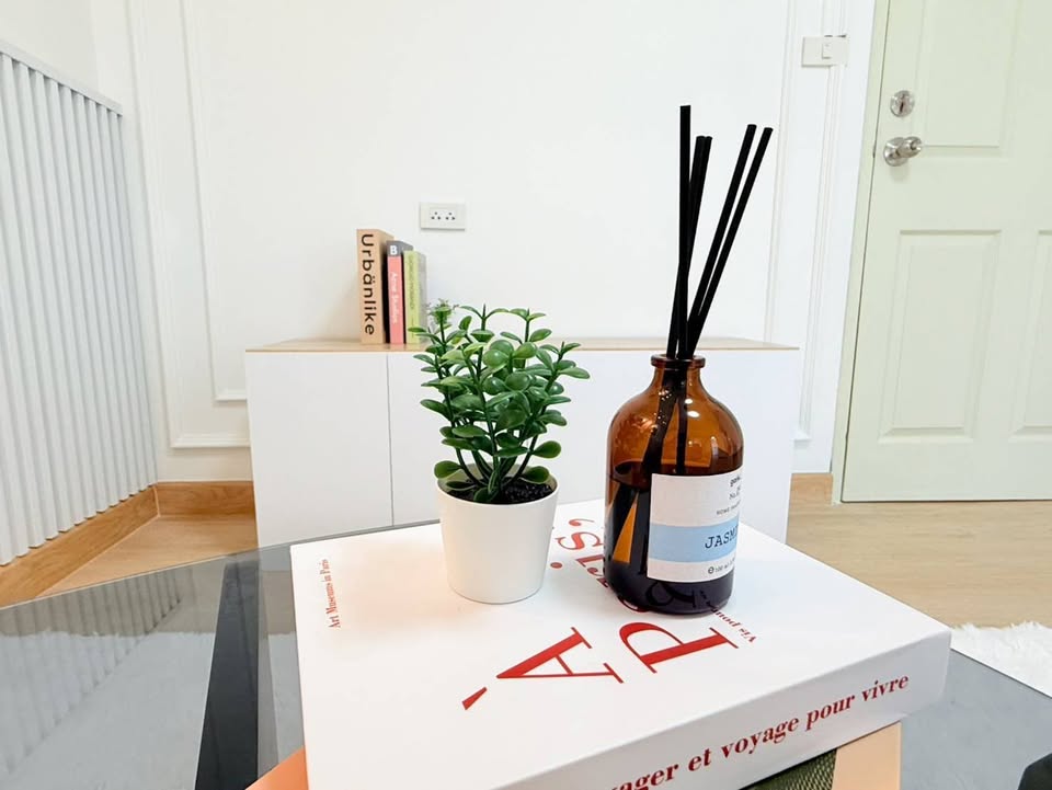 ขายด่วน! ห้องมุมสุดไพรเวท ลุมพินีเซ็นเตอร์ ตึก E – สวยจัด รอเจ้าของที่ใช่! เพียง 1.65 ล้านบาท เท่านั้น!