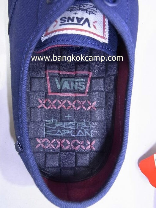 รองเท้า VANS