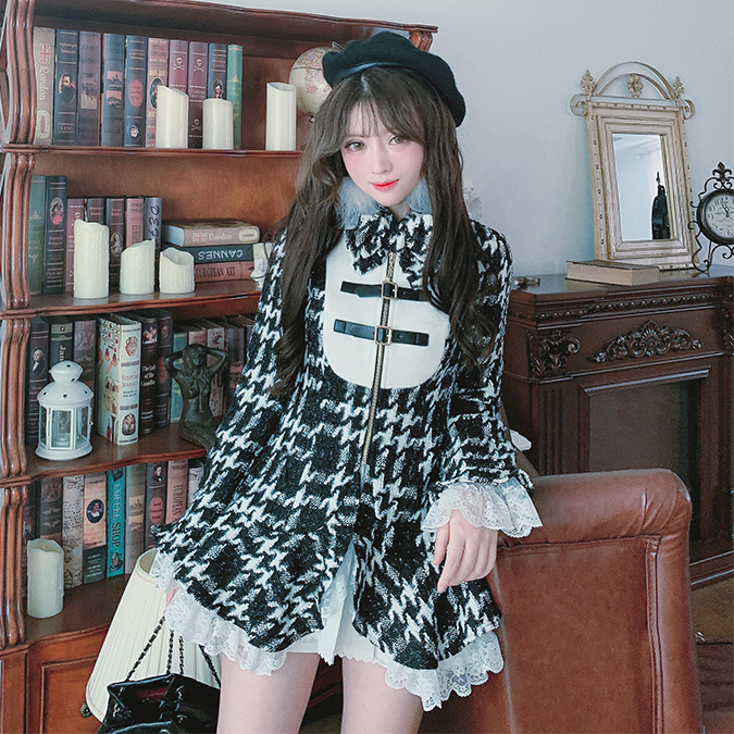 Summer Joy : เสื้อโค้ทแฟชั่นลายชิโนริ แต่งปลายระบายน่ารักๆ (สินค้าไม่รวมกระโปรงกางเกงข้างในค่ะ) แบรนด์แท้