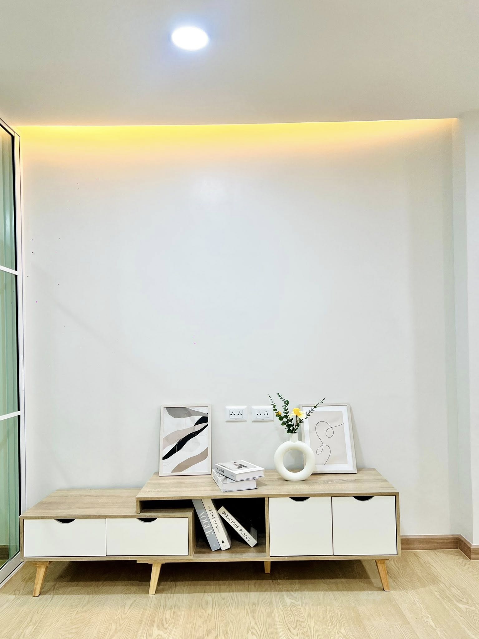 Pet-Friendly Condo! เลี้ยงสัตว์ได้ #ขายคอนโดต่ำกว่าล้าน รีโนเวทใหม่ เฟอร์ครบ พร้อมอยู่