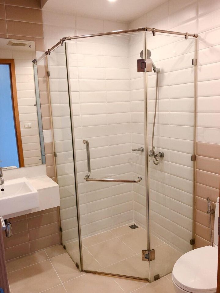 ลดราคาลงจาก 45,0000 เหลือ 35,000 ต่อเดือนให้เช่า Circle Condominium (เซอร์เคิล คอนโดมิเนียม) 2 ห้องนอน 2 ห้องน้ำ ขนาด 75 ตารางเมต