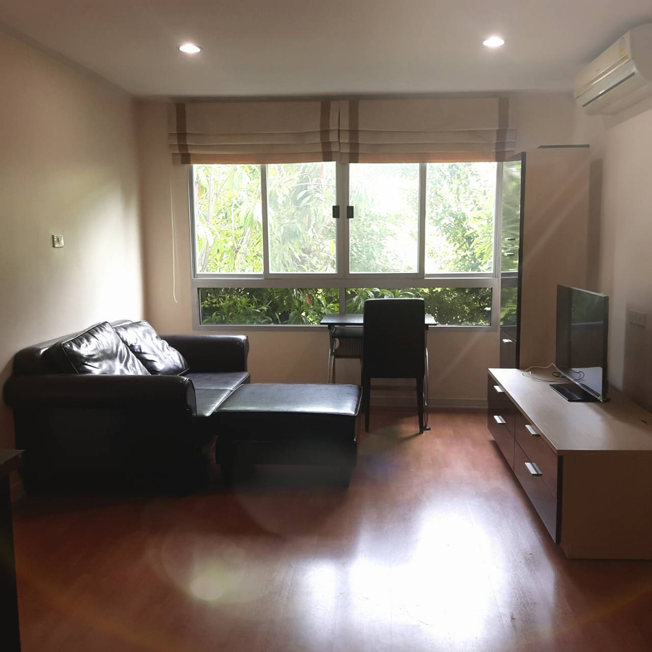 รหัสทรัพย์ 71878 ให้เช่า คอนโด ลุมพินี วิลล์ ศูนย์วัฒนธรรม Lumpini Ville Cultural Center แบบ 2 ห้องนอน