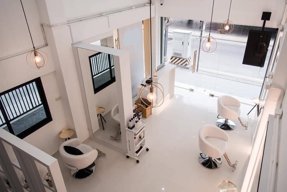 ให้เช่าตึกแถว ติดถนนอ่อนนุช หน้าปากซอยอ่อนนุช 47 ร้านเดิมเปิดเป็นร้านทำผม ทำเล็บ ทั้งหมด 4 ชั้น