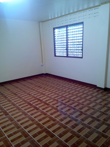 ขาย / เช่าอาคารพาณิชย์ 2 คูหา ทำเลดี เสรีไทย 11 เหมะทำเป็นหอพักนักศึกษาหรือปรับปรุงเป็น โฮสเทล (Hostel)