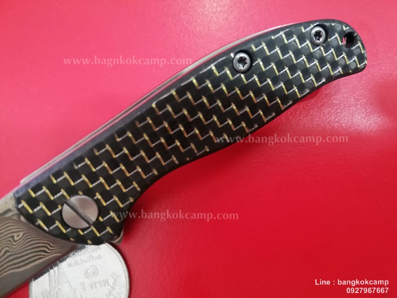 มีดพับ ดามัสกัส Damascus ด้ามคาร์บอนไฟเบอร์ลายเส้นทอง (8)