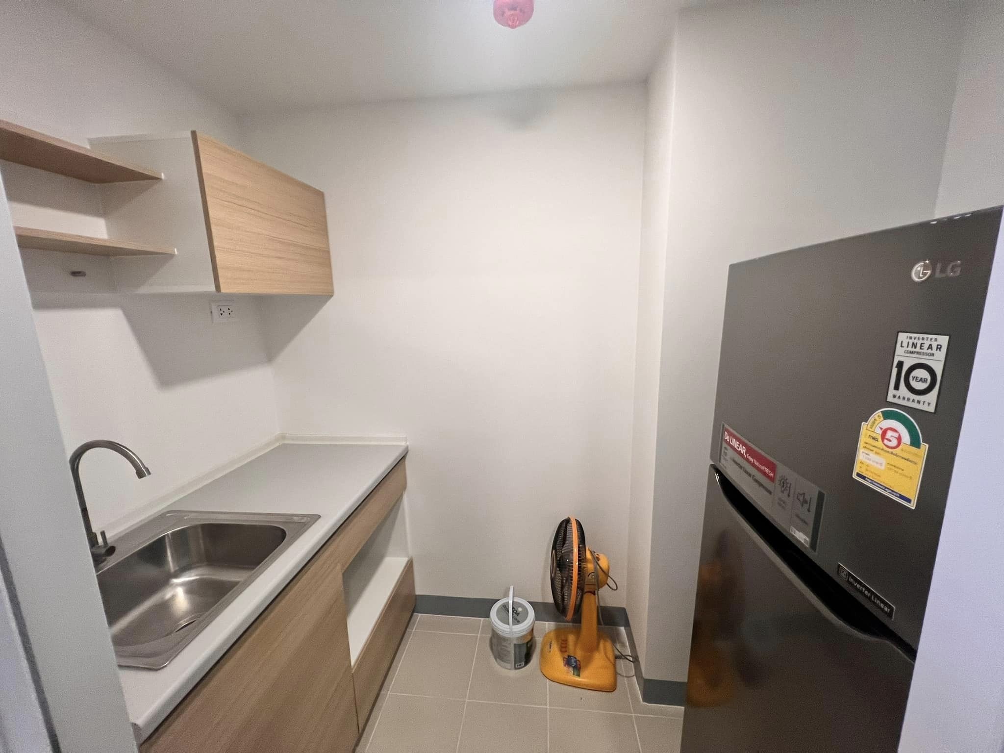 ให้เช่าคอนโด เสนาคิทท์ บีทีเอส สะพานใหม่ (Senakith Bts Saphanmai) 1 ห้องนอน 1 องน้ำ ชั้น 7 อาคาร B 26 ตร.ม. วิวสวย วิวกว้าง