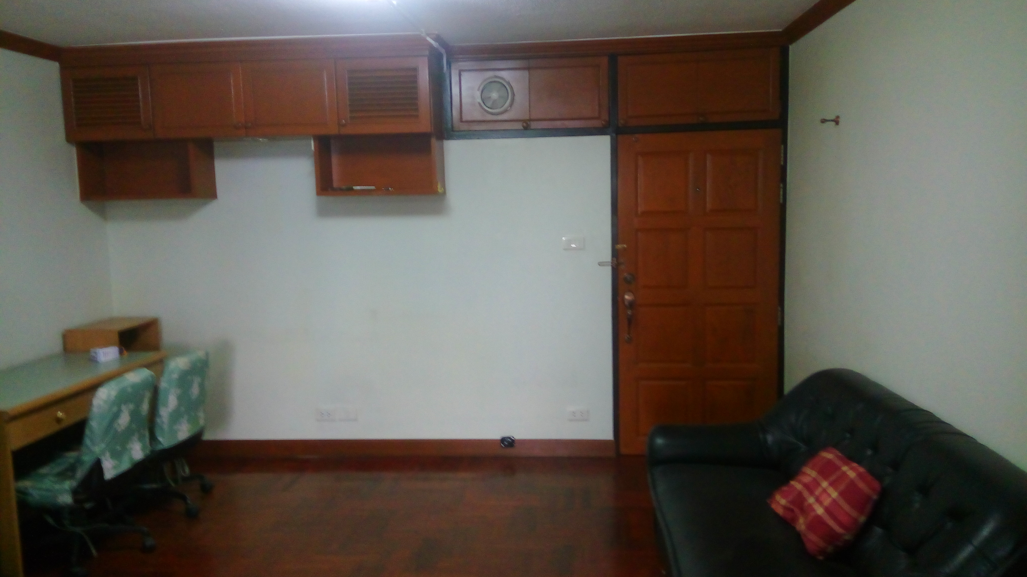 ให้เช่าอพาร์ทเม้นท์เซอร์วิส Ratchathewi Tower ราชเทวี ทาวเวอร์ ห้องสตูดิโอ ขนาด 35 ตรม ชั้น 15