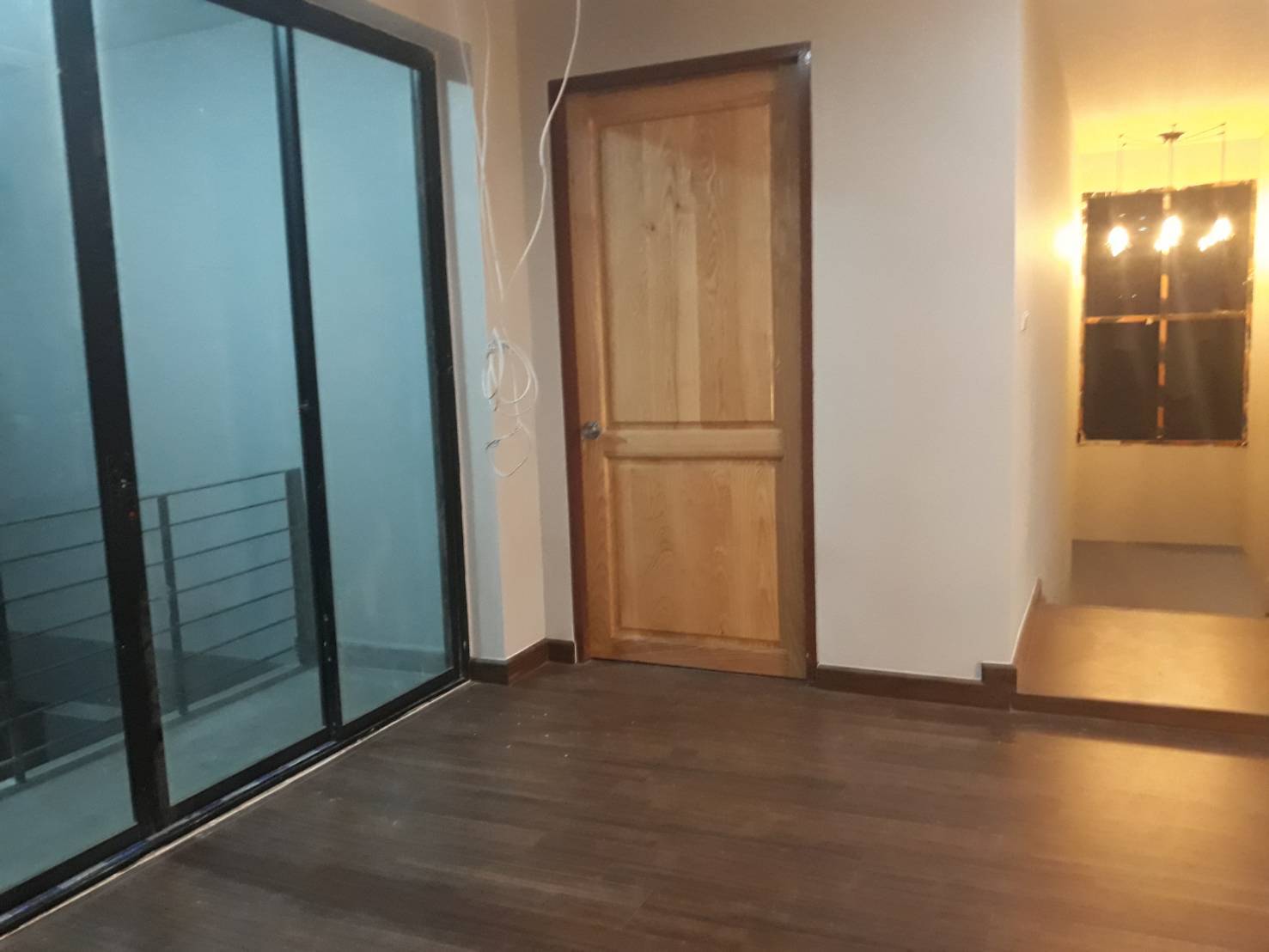 ขายบ้านเดี่ยว 6 ห้องนอน 9 ห้องน้ำ พื้นที่ 5 ไร่ ตำบล บางน้ำเปรี้ยว จังหวัด ฉะเชิงเทรา อยู่ระแวกฅโครงการ CP เมืองใหม่