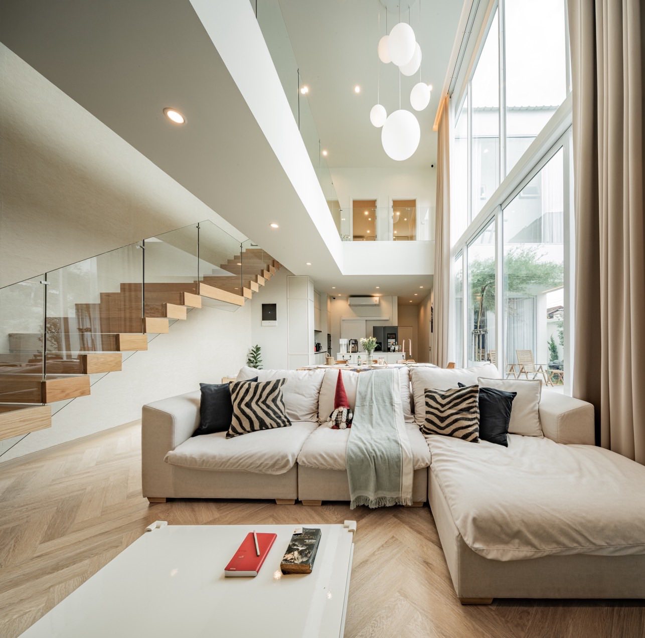 ขาย / ให้เช่าบ้านใหม่ สไตล์มินิมอล ลาดพร้าว 64 แยก 12 / For Sale & Rent Minimal House Ladprao 64 Soi 12 (English below)