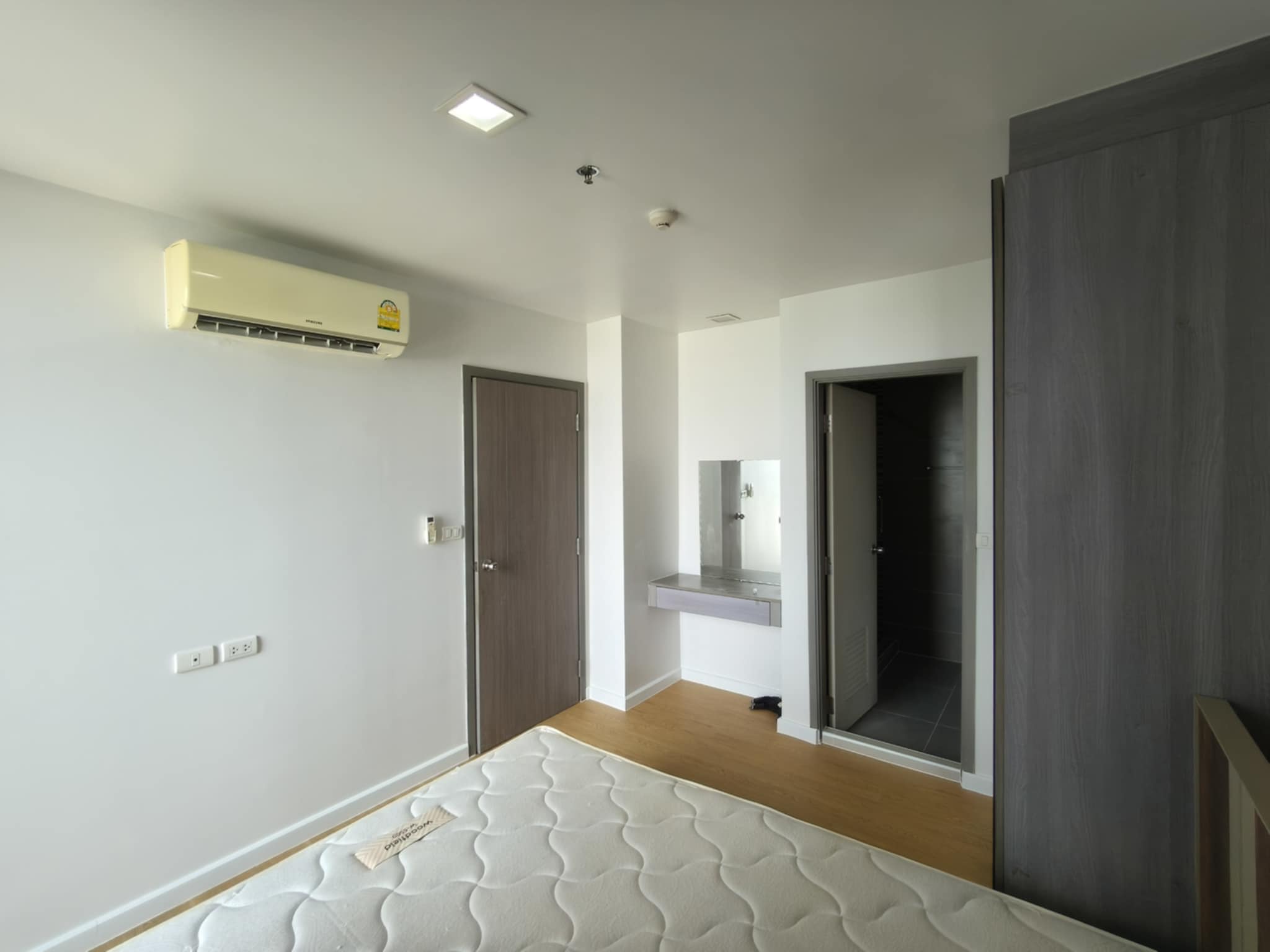 ขาย / ให้เช่า คอนโด Grene Chaengwattana (กรีเน่ แจ้งวัฒนะ)