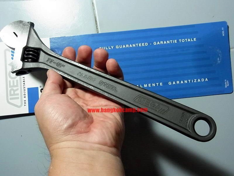 ประแจเลื่อน IREGA ขนาด 12 นิ้ว สเปน Made in Spain ใหม่ แท้. (แพ็คฟ้า) รุ่น 77