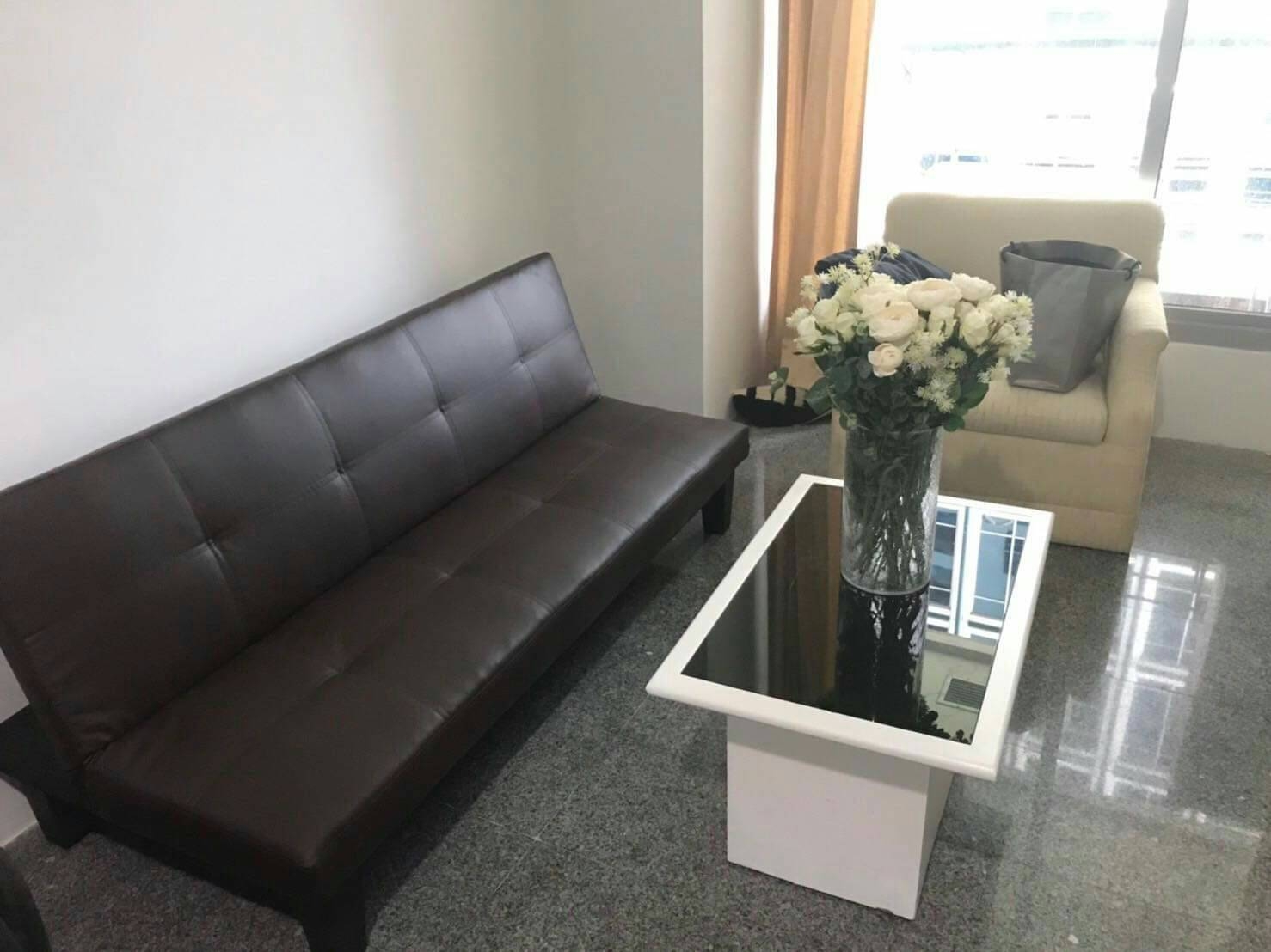 ให้เช่าคอนโด Sathorn House (สาธรเฮ้าส์) ติด BTS สุรศักดิ์ 2 ห้องนอน 1 ห้องน้ำ ชั้น 1 (R1) ห้อง 140/3 ขนาดพื้นที่ใช้สอย 56 ตรม.