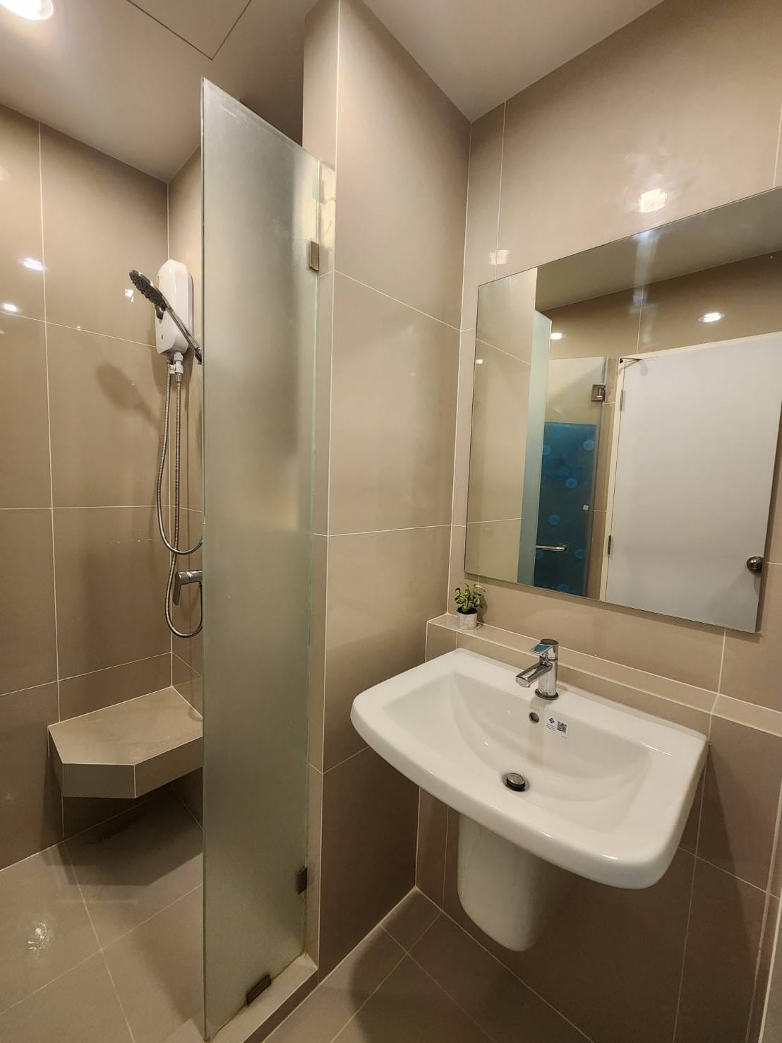 ให้เช่าคอนโด นิชโมโน รามคำแหง (ForRent Niche Mono Ramkhamhaeng) ห้องใหม่แกะกล่อง ไม่เคยอยู่ ชั้น 32 1 ห้องนอน