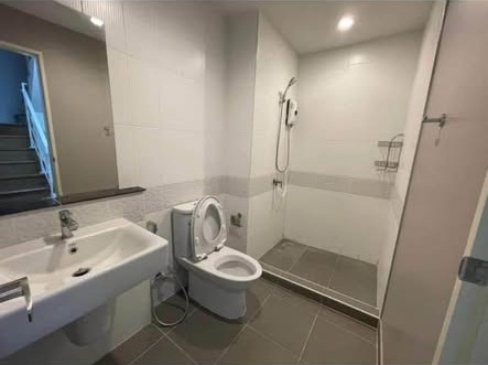 ขาย / ให้เช่า บ้านทาวน์โฮม บ้านกลางเมือง ราชพฤกษ์ – สาทร