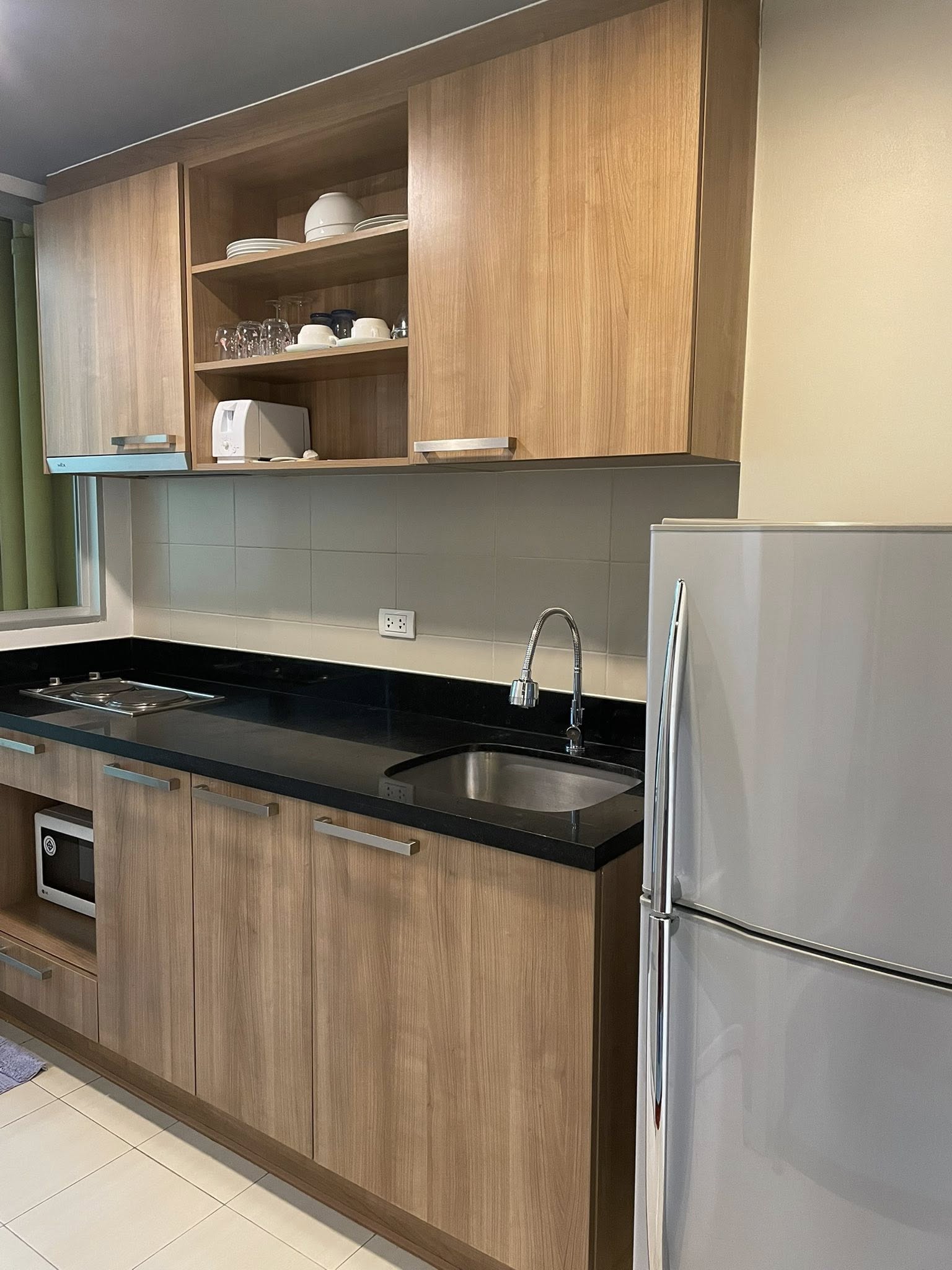 ð āđāļŦāđāđāļāđāļēāļāļāļāđāļ āđāļŪāļāđ āļŠāļļāļāļļāļĄāļ§āļīāļ 65 / For Rent Condo HIVE Sukhumvit 65