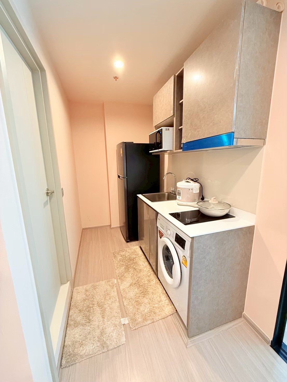 ขาย/ให้เช่าคอนโด แอสไพร์ เอราวัณ ไพรม์ / For Sale–Rent Aspire Erawan Prime (English below)