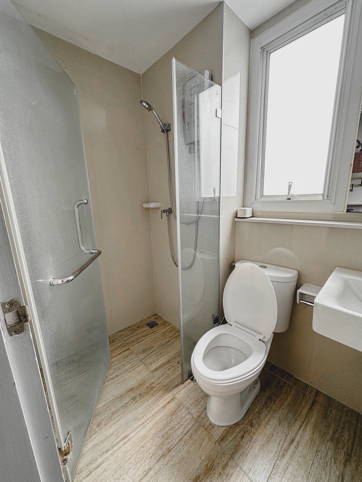 ให้เช่า! Rill Condo หลักหก – คอนโดห้องมุม แต่งครบ ติดรถไฟฟ้าสายสีแดง