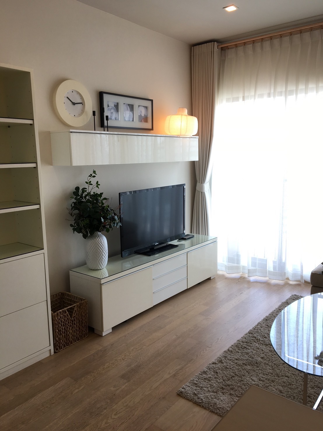 ขาย / ให้เช่าคอนโด 1 ห้องนอน ติด BTS พร้อมพงษ์ ซอยสุขุมวิท 26 ข้างๆห้าง The Emporium ค่ะ ชื่อโครงการ Noble Refine (โนเบิล รีไฟน์)