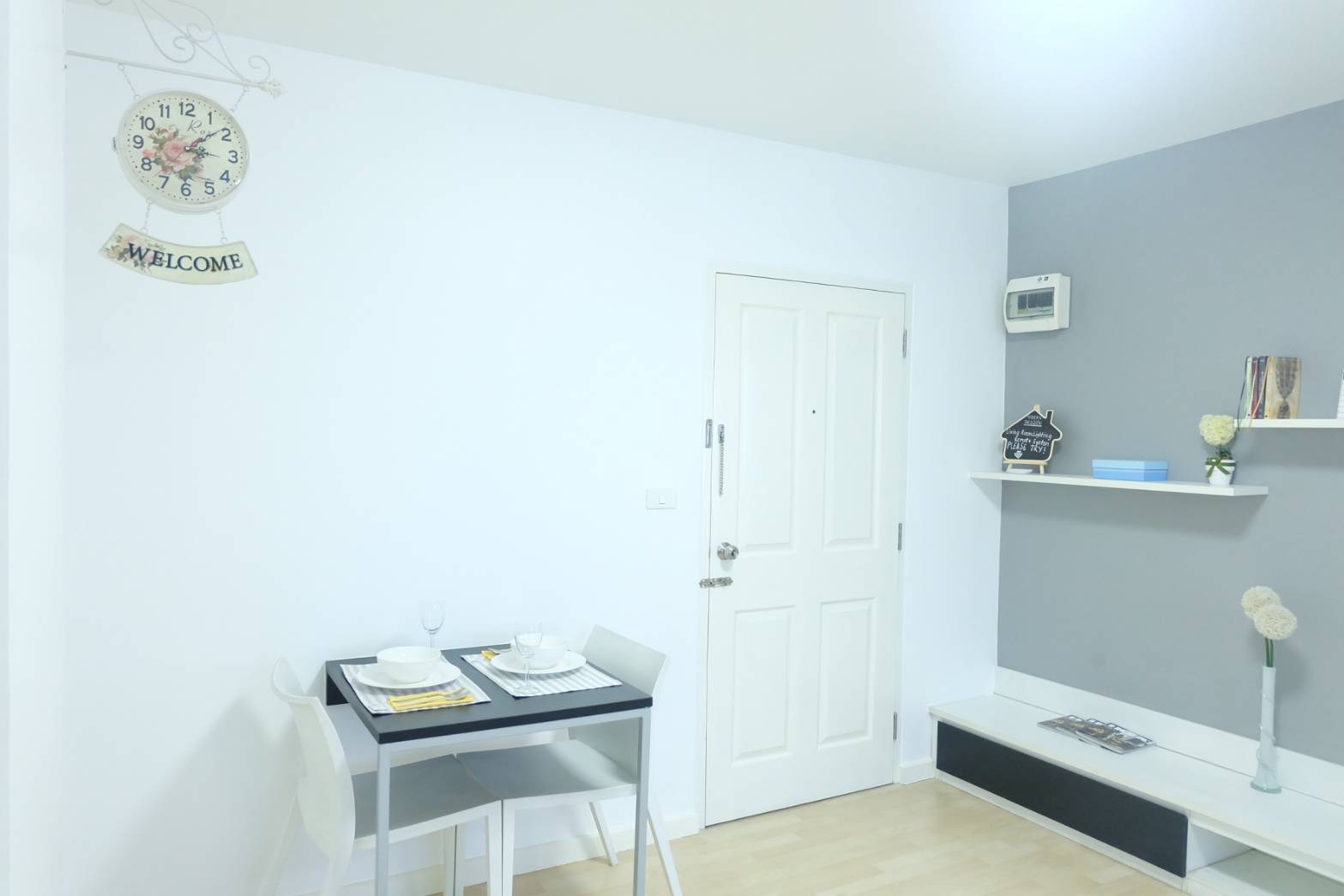 ขายถูกสุดในโครงการคอนโด D Condo Ramindra (ดี คอนโด รามอินทรา) 1Bed แต่งใหม่ Modern Style ไฟคุมด้วยรีโมต