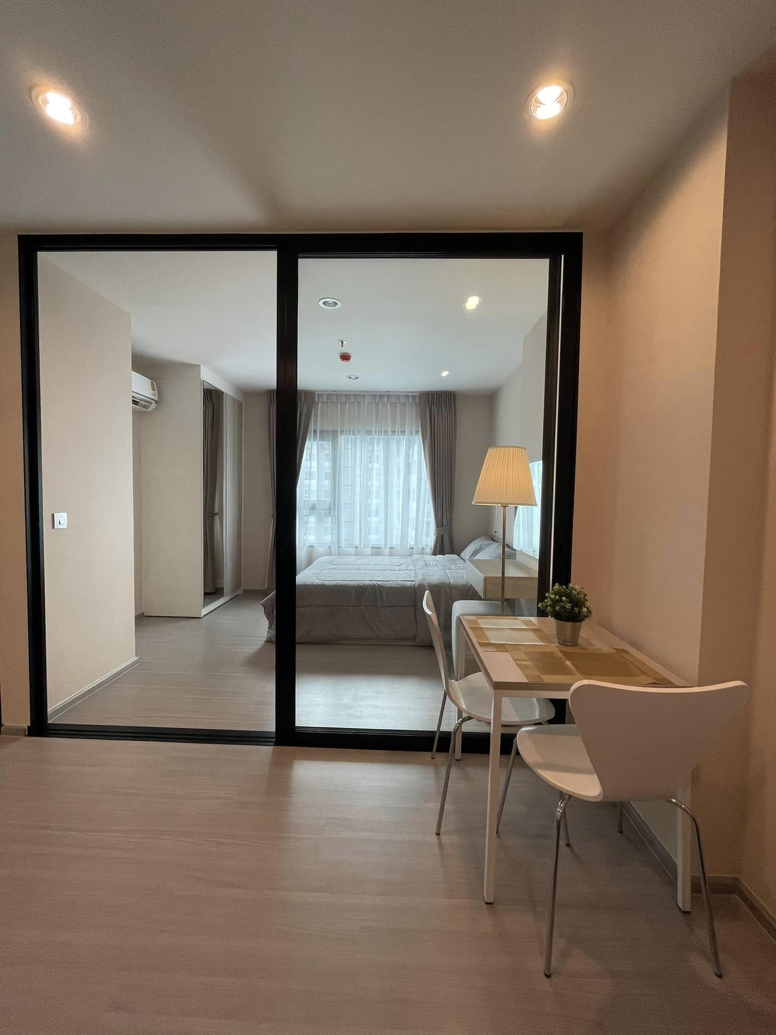 ให้เช่า คอนโด Aspire Erawan Prime (แอสปาย เอราวัณ ไพร์ม) - 1 ห้องนอน, 1 ห้องนั่งเล่น - ห้องน้ำแยกโซนเปียก แห้ง, ห้องครัวแยก