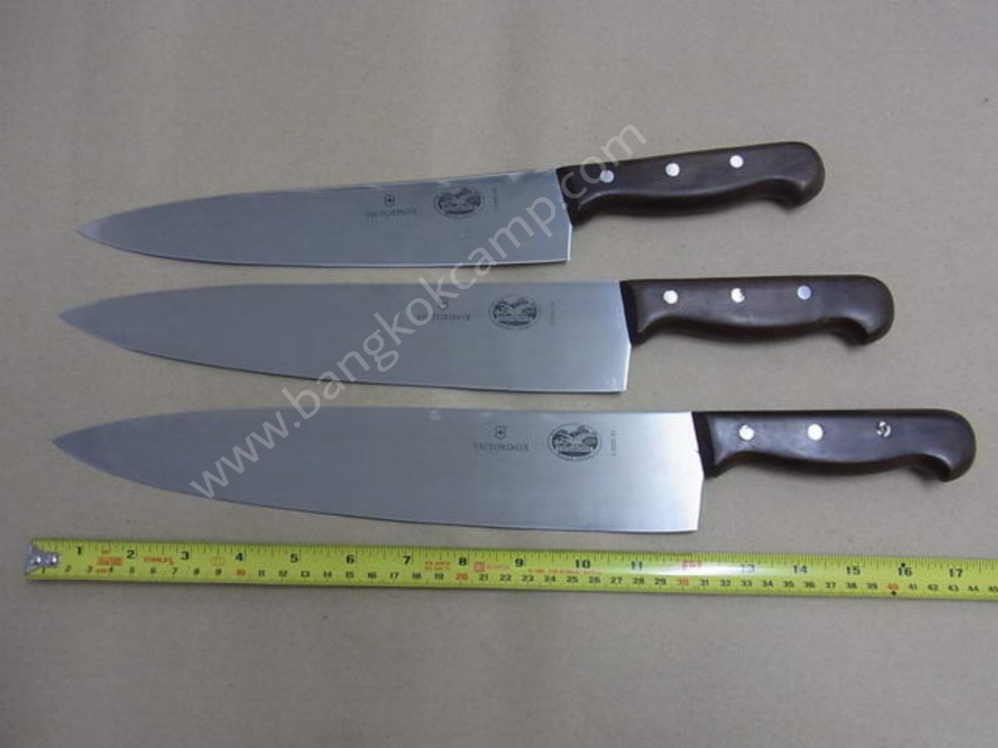 มีดเชฟ/มีดครัว VICTORINOX 5.2000.25, 28,31​ ROSEWOOD CHEFS 25, 28,31CM