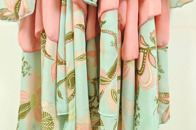 maxi dress ชุดเดรสยาว ใส่เที่ยว โทนชมพู ฟ้า ใส่ไปงานแต่ง ใส่ออกงานได้ น่ารัก สวยมาก