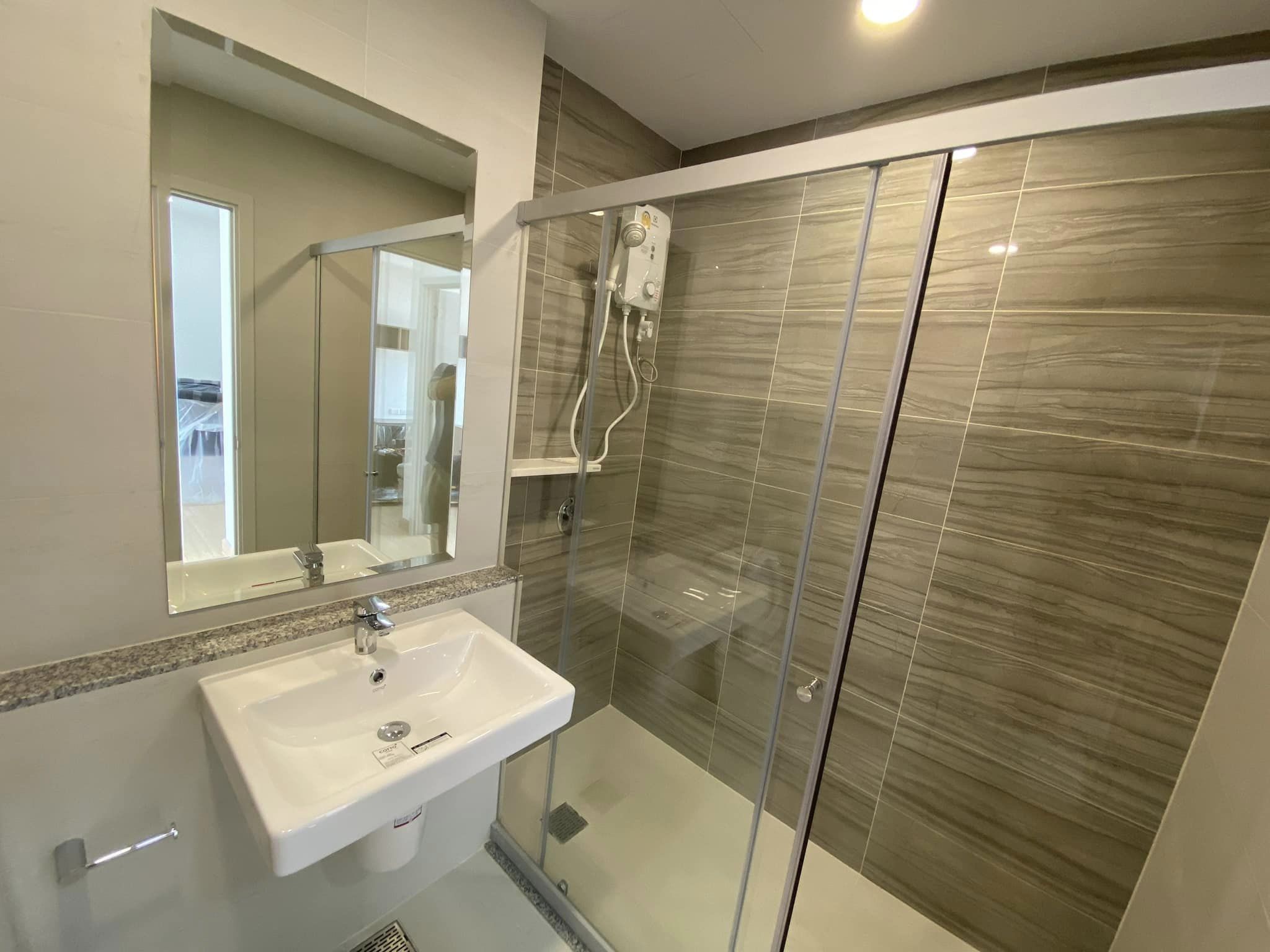 ให้เช่าคอนโด Supalai Veranda Ramkhamhaeng (ศุภาลัย เวอเรนด้า รามคำแหง) - 2 ห้องนอน; 2 ห้องน้ำ; ครัวแยก; ห้องมุม