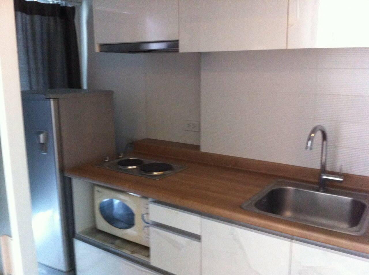 ขายคอนโด U-Delight @ Huaykwang ห้วยขวาง 1 ห้องนอน พื้นที่ 32 ตร.ม. ชั้น 16 ตึก D วิวสวย City View พร้อมเฟอร์นิเจอร์ ราคา 2.65 ล้านฟรีโอน