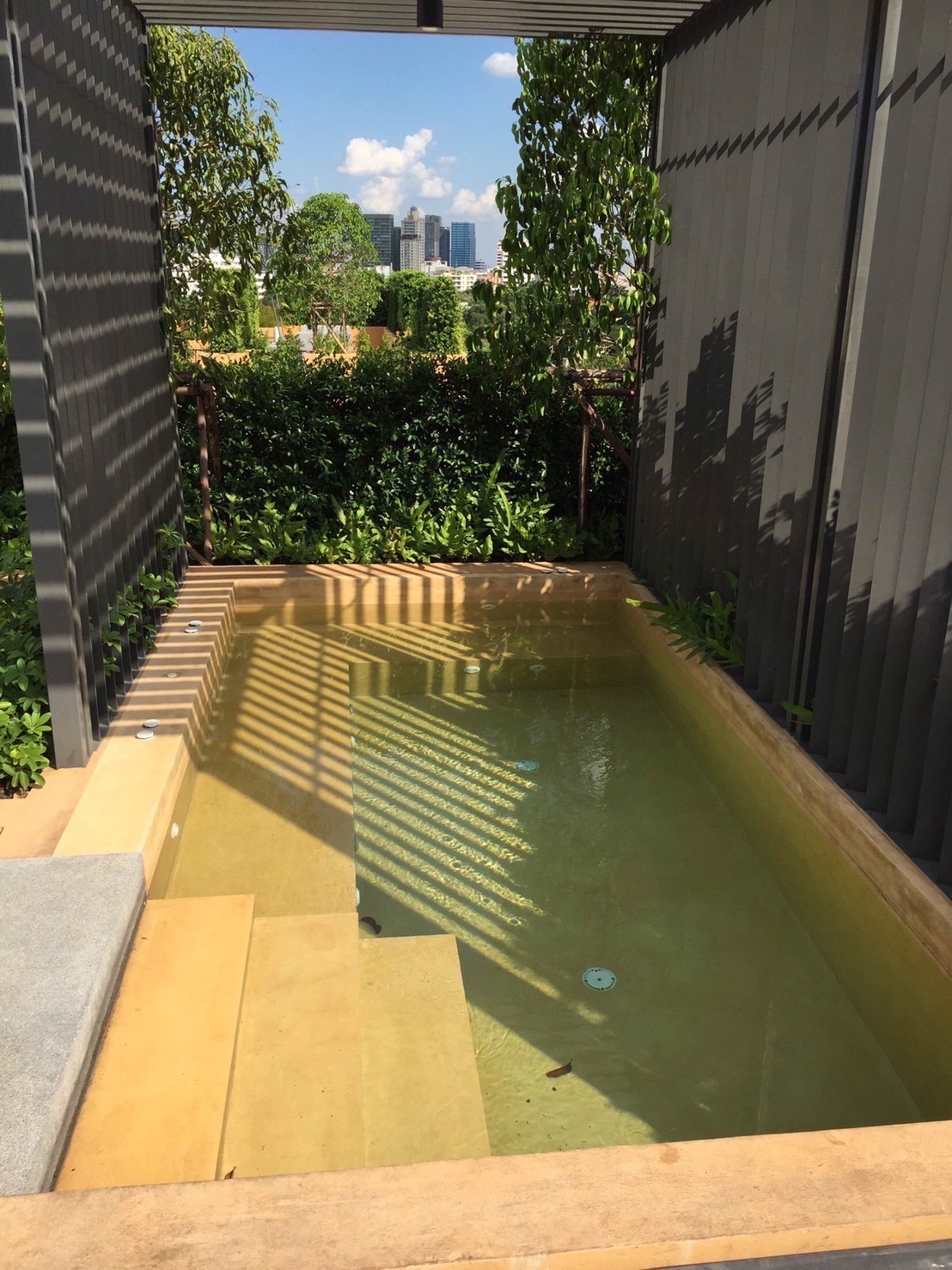 ให้เช่าคอนโด Maestro 39: มาเอสโตร 39 ห้องแต่งครบพร้อมเข้าอยู่ 1 ห้องนอน 1 ห้องน้ำ ขนาด 32 ตรม ชั้น 2