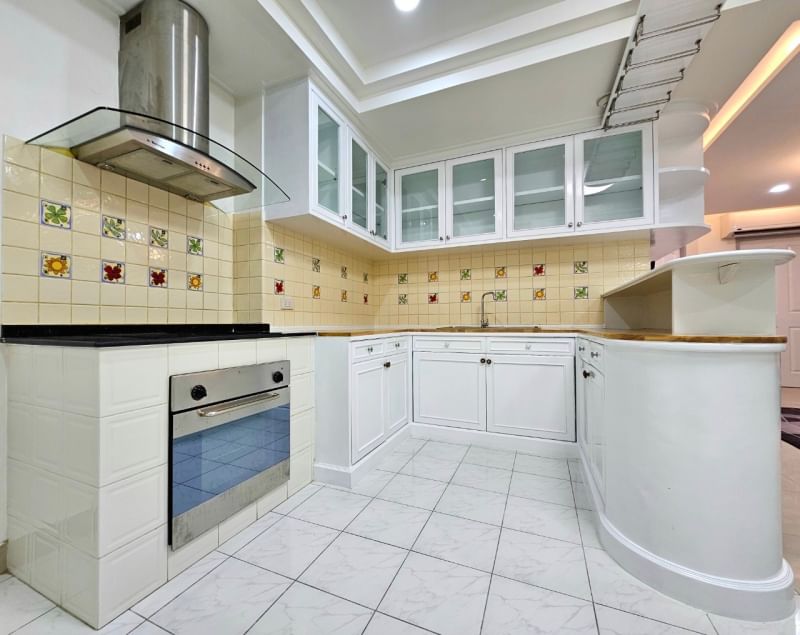 ขายคอนโด ( ติด MRTบางยี่ขัน )) ห้องสวยพร้อมอยู่ Thana Tower : ธนา ทาวเวอร์ คอนโดมิเนียม 2 ห้องนอน