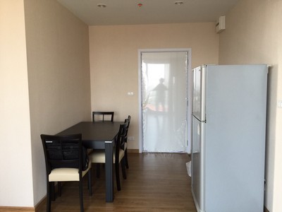 ให้เช่าคอนโด The Tree Interchange ห้องใหม่เฟอร์ใหม่ยกเซต มีทั้ง 1 และ 2 ห้องนอน วิวแม่น้ำ รัฐสภา ราคาเบาๆปล่อยเช่าห้องใหม่