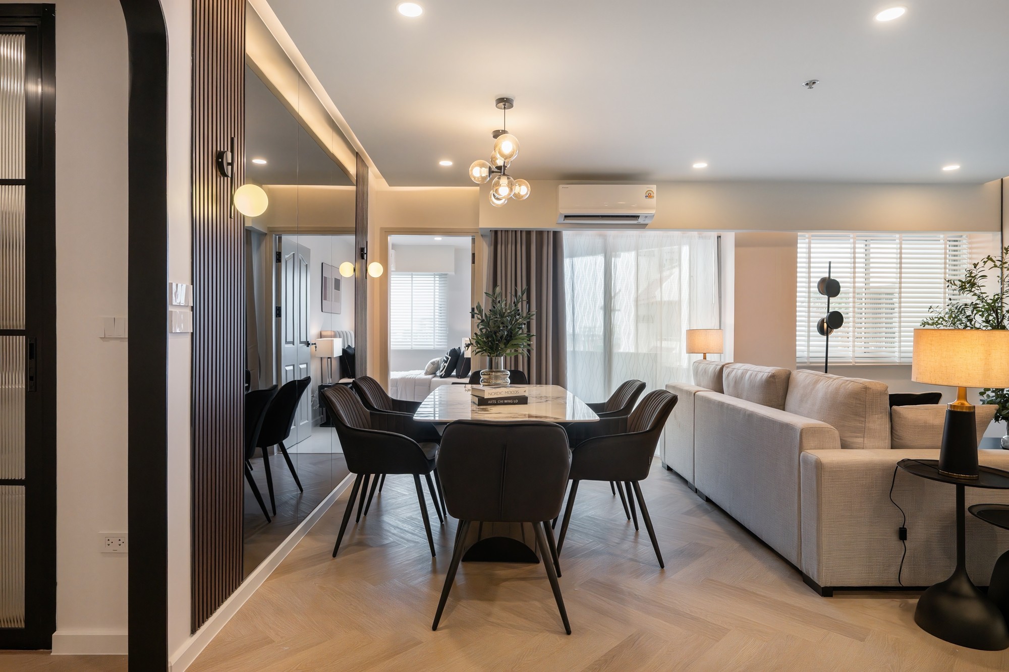 ขายคอนโด EXECUTIVE REGENT CONDO ห้องใหญ่ 140 ตร.ม. | 4 ห้องนอน 2 ห้องน้ำ