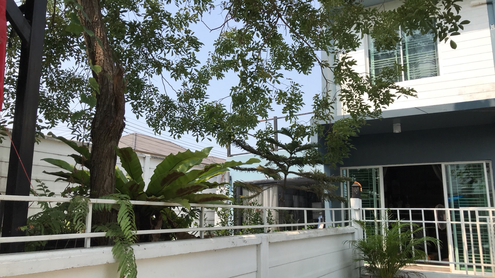 ขายทาวน์โฮม 2 ชั้น เดอะ คัลเลอร์ส บางนา กม.8 THE COLORS BANGNA KM.8 เฟส 1 ขนาด 18 ตร.วา