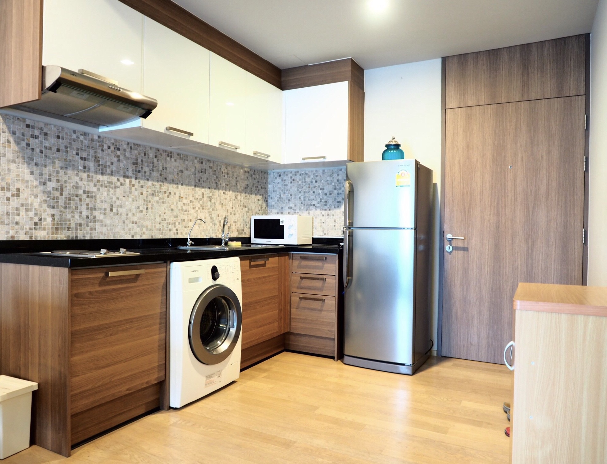 ให้เช่าคอนโดNoble Refine (โนเบิล รีไฟน์) 1 ห้องนอน 1 ห้องน้ำ ชั้น 12 A (ห้อง83) ขนาด 50 ตร.ม