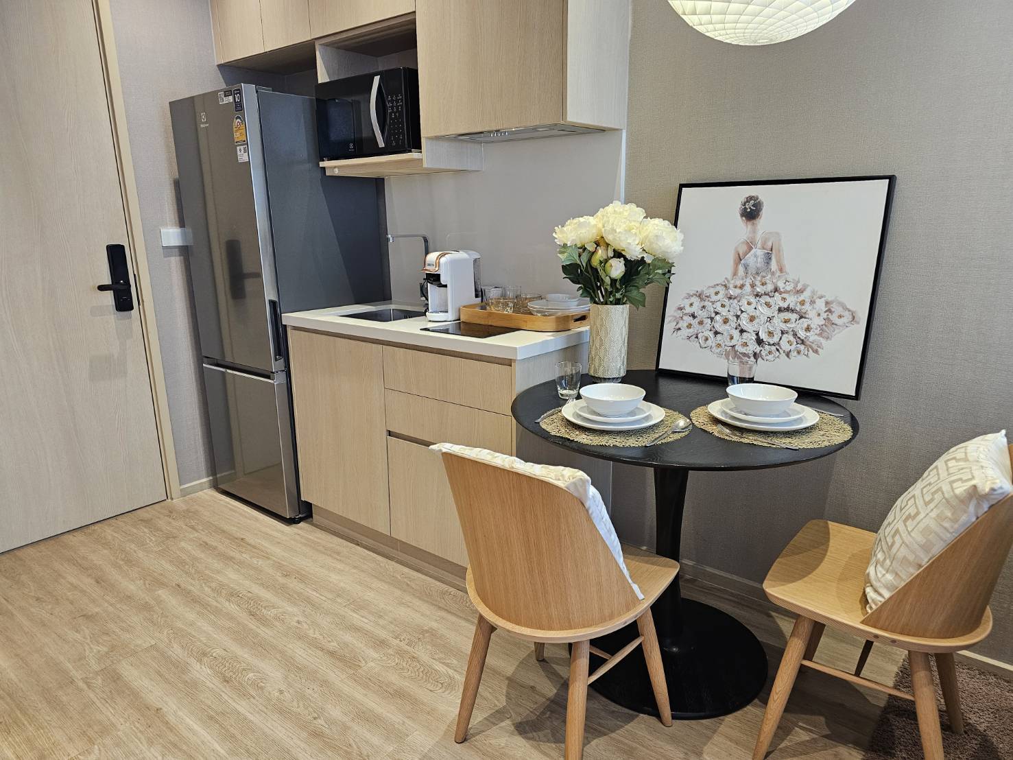 ให้เช่าคอนโด Noble State 39 : โนเบิล สเตท 39 1 ห้องนอน 1 ห้องน้ำ ขนาด 30 ตรม ชั้น 19 ห้อง 117 ห้องแต่งครบพร้อมเข้าอยู่