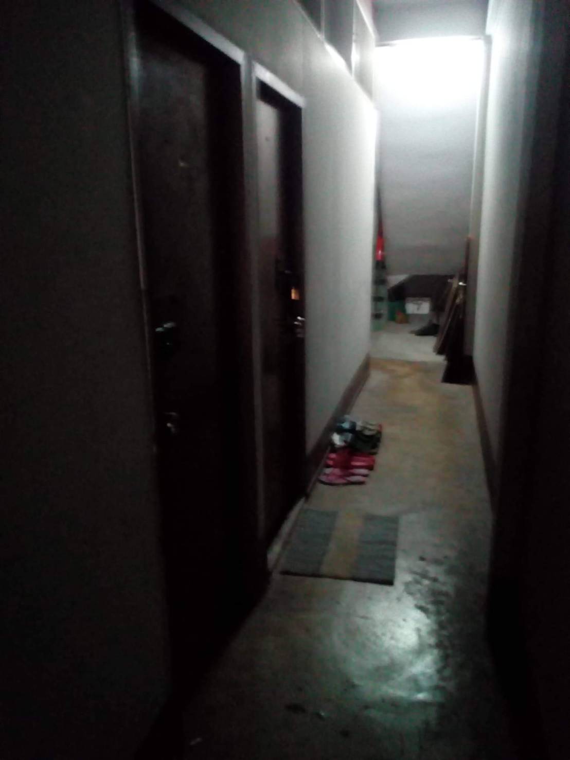 ขายตึกแถว 5 ชั้น ขนาด 25 ตร.วา ( พร้อมกิจการห้องเช่า 14 ห้อง ) ตั้งอยู่ถนนประชาสงเคราะห์ ซอย 16