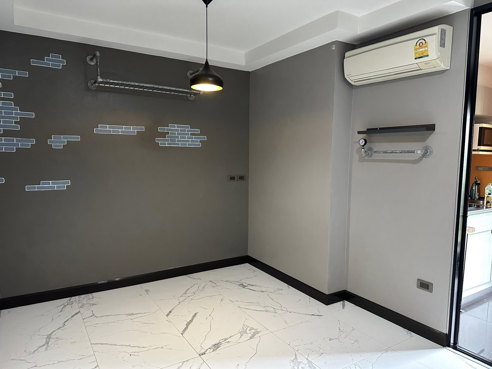 ✨ ให้เช่าคอนโด G-Style Condo ห้วยขวาง เดินได้ถึง MRT เพียง 600 เมตร!