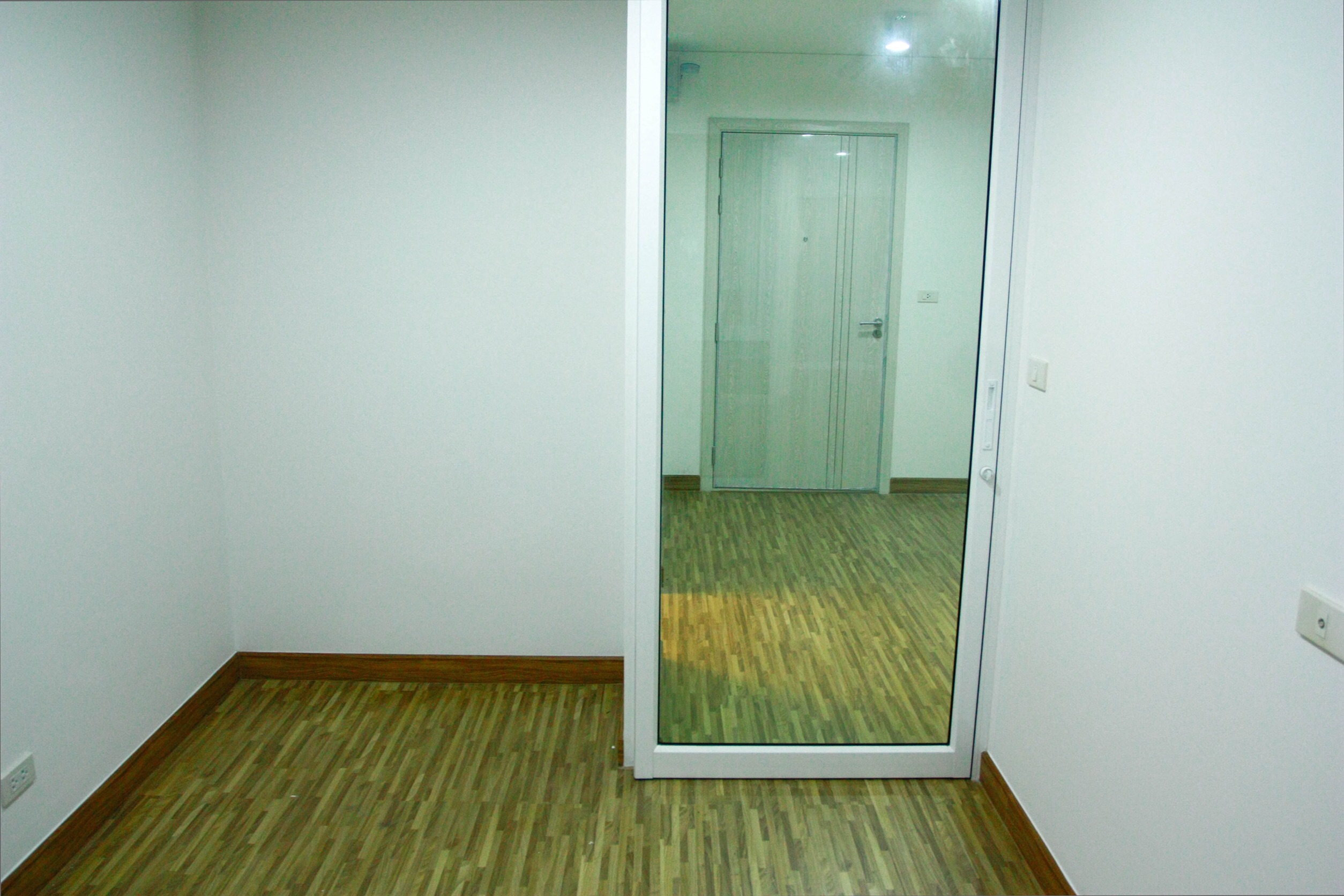 ขาย / เช่า 6000 บาทต่อเดือน คอนโด The Iris Bangyai (ดิ ไอริส บางใหญ่) 1 ห้องนอน 1ห้องน้ำ ขนาด 24.58 ตรม ชั้น 6 อาคาร 5