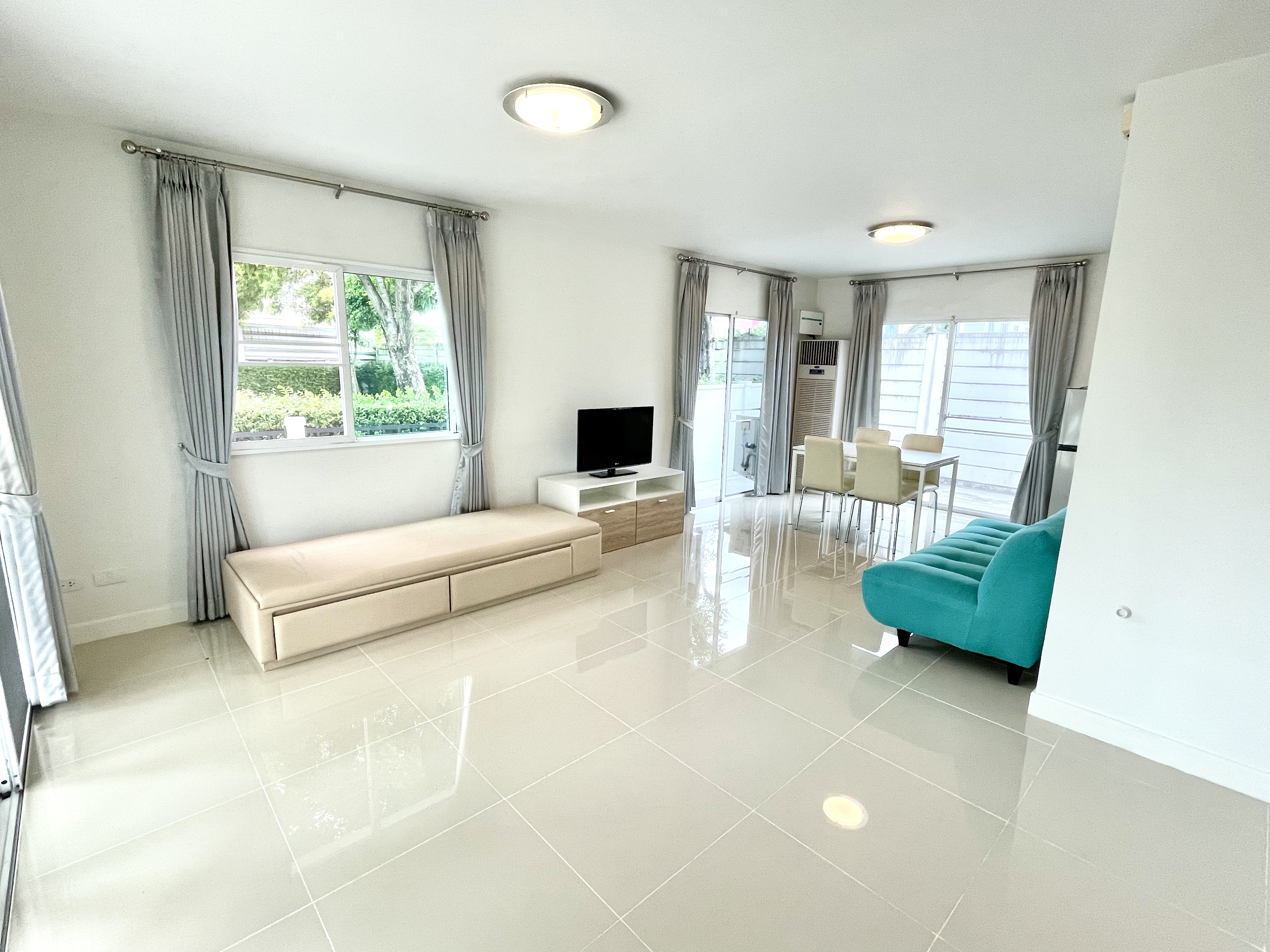 ขาย / ให้เช่าทาวน์โฮม 2 ชั้น โครงการ พลีโน่ วงแหวน-รามอินทรา Pleno Wongwaen-Ramintra 3 ห้องนอน 2 ห้องน้ำ ขนาด 29.9 ตรว