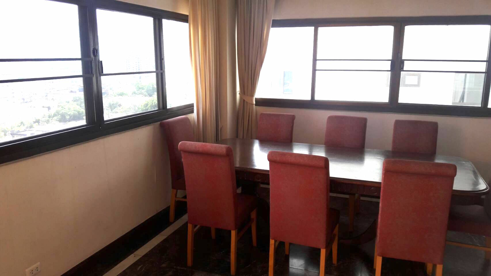 ให้เช่าคอนโด The Waterford Condominium (เดอะ วอเตอร์ฟอร์ด คอนโดมิเนียม) 4 ห้องนอน