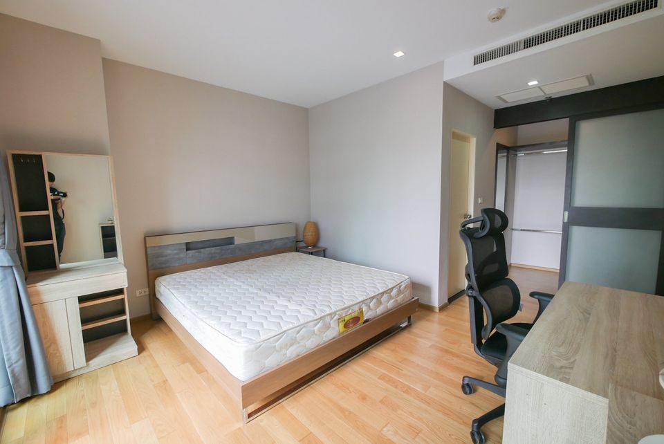 ให้เช่าคอนโด Noble Solo (โนเบิล โซโล) ทองหล่อ (25,000 บาท/เดือน) คอนโด 1 ห้องนอนเพิ่งปรับปรุงใหม่ ชั้น 6 วิวสระน้ำ