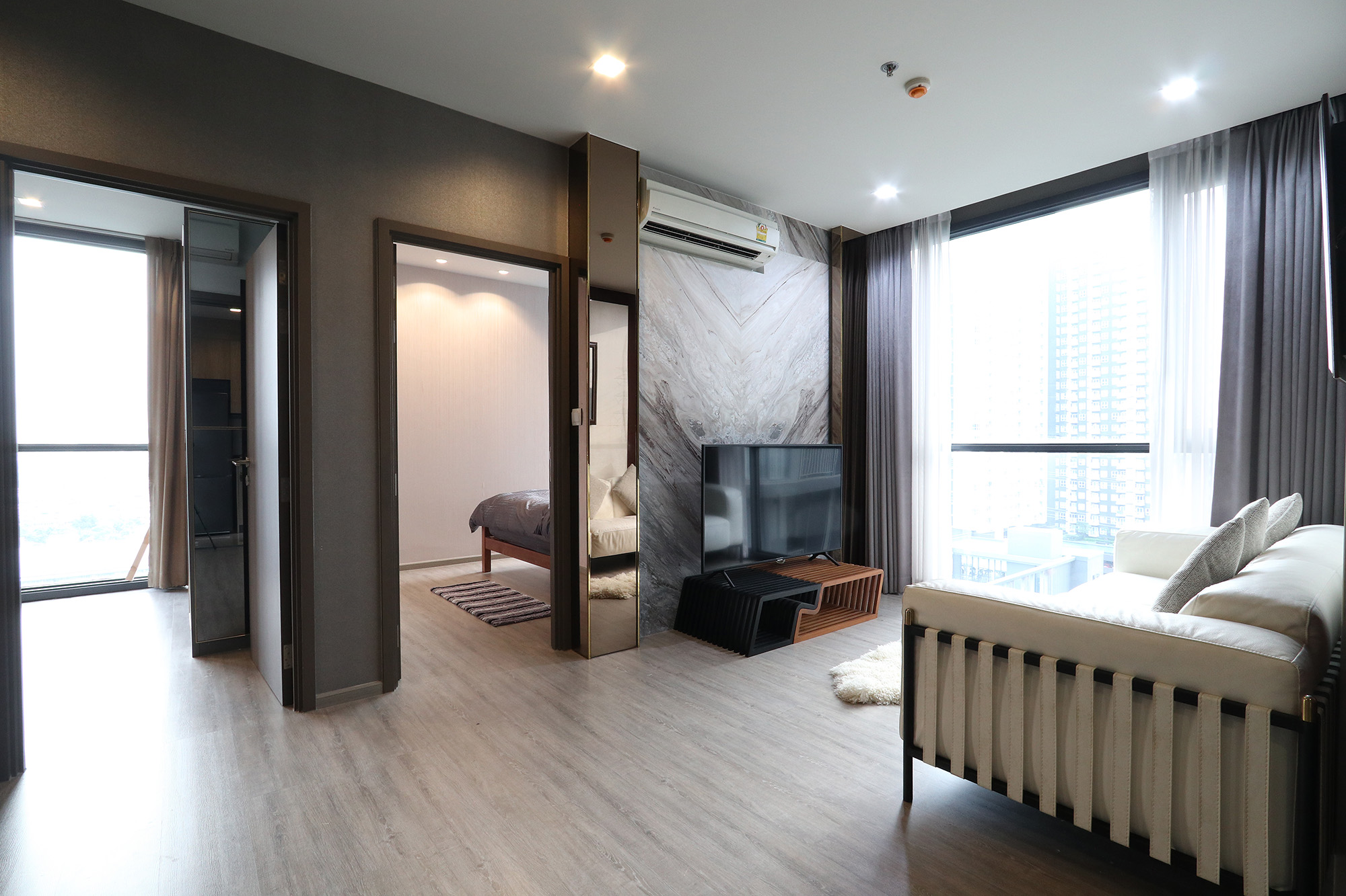 ขาย The Line Wongsawang : เดอะ ไลน์ วงศ์สว่าง ห้องมุม ตกแต่งแล้ว พร้อมเข้าอยู่ทันที ห้องพักอาศัยเป็นรูปแบบ 2 Bedrooms