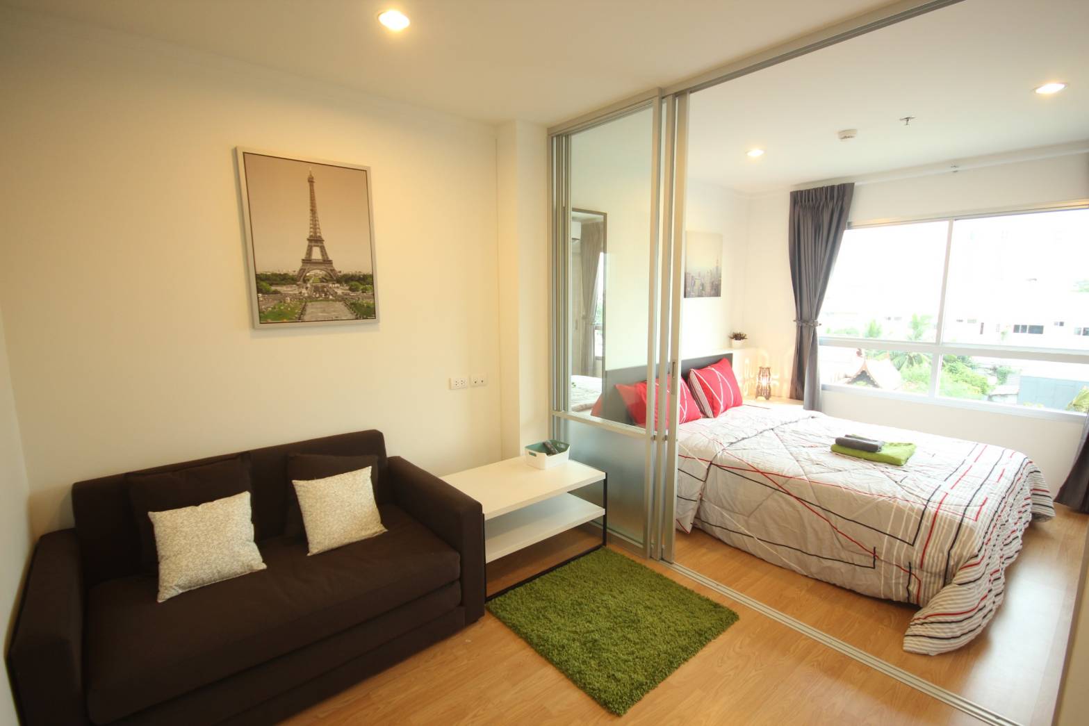 ให้เช่าคอนโด ลมพินี เพลส ศรีนครินทร์-หัวหมาก สเตชั่น Lumpini Place Srinakarin - Huamark Station 1 ห้องนอน 1 ห้องน้ำ ขนาด 26 ตรม. 8,000/เดือน