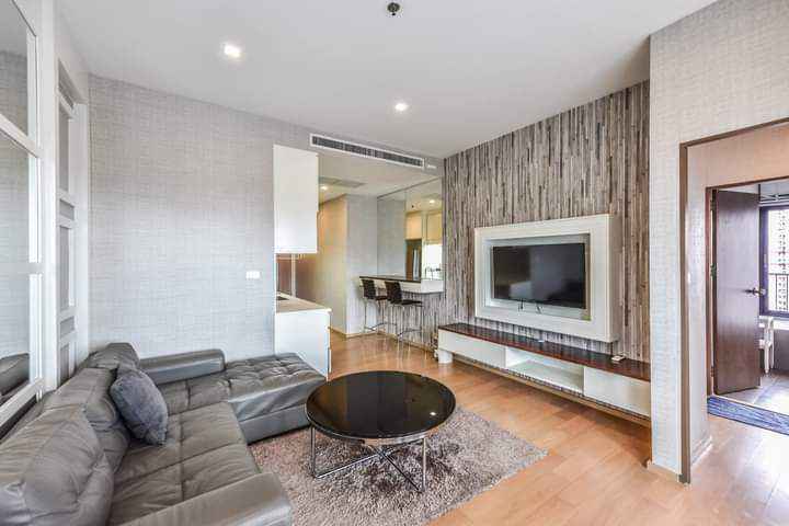 ให้เช่า คอนโด Noble Revent (โนเบิล รีเว้นท์) พญาไท 📍 ทำเลพรีเมียม ใจกลางกรุงเทพ เดินเพียง 100 เมตร ถึง BTS พญาไท และ Airport Rail Link พญาไท