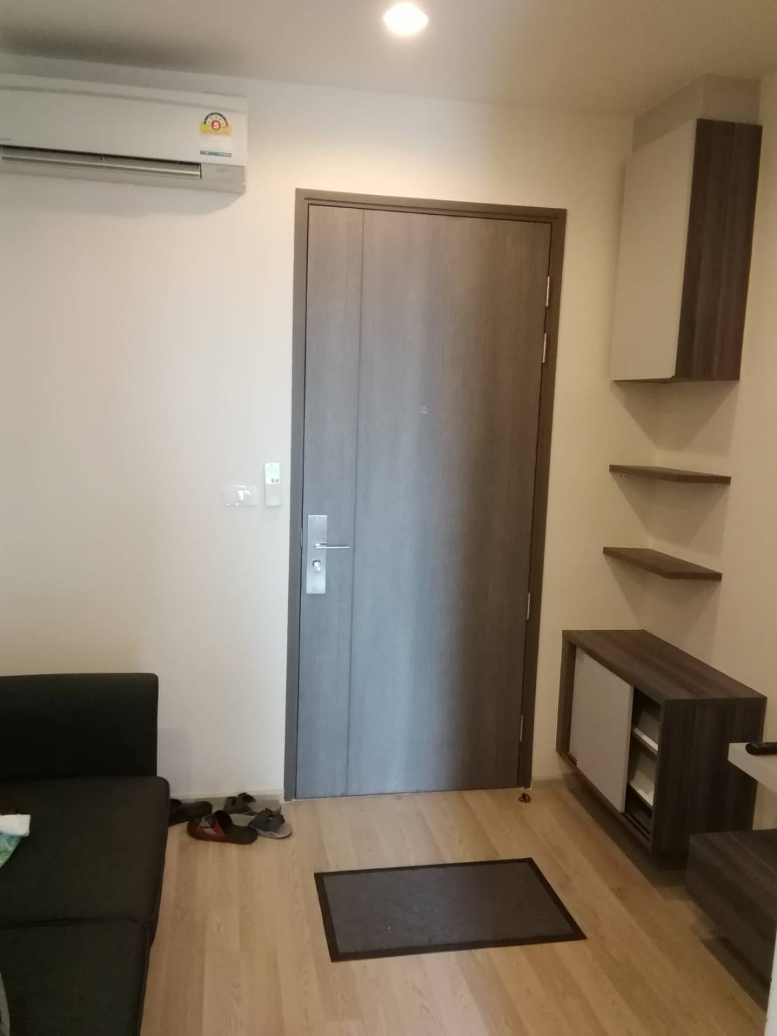 ให้เช่าคอนโด Centric Huay Kwang Station (เซ็นทริค ห้วยขวาง สเตชั่น) ราคาค่าเช่า 11,000 บาทต่อเดือน