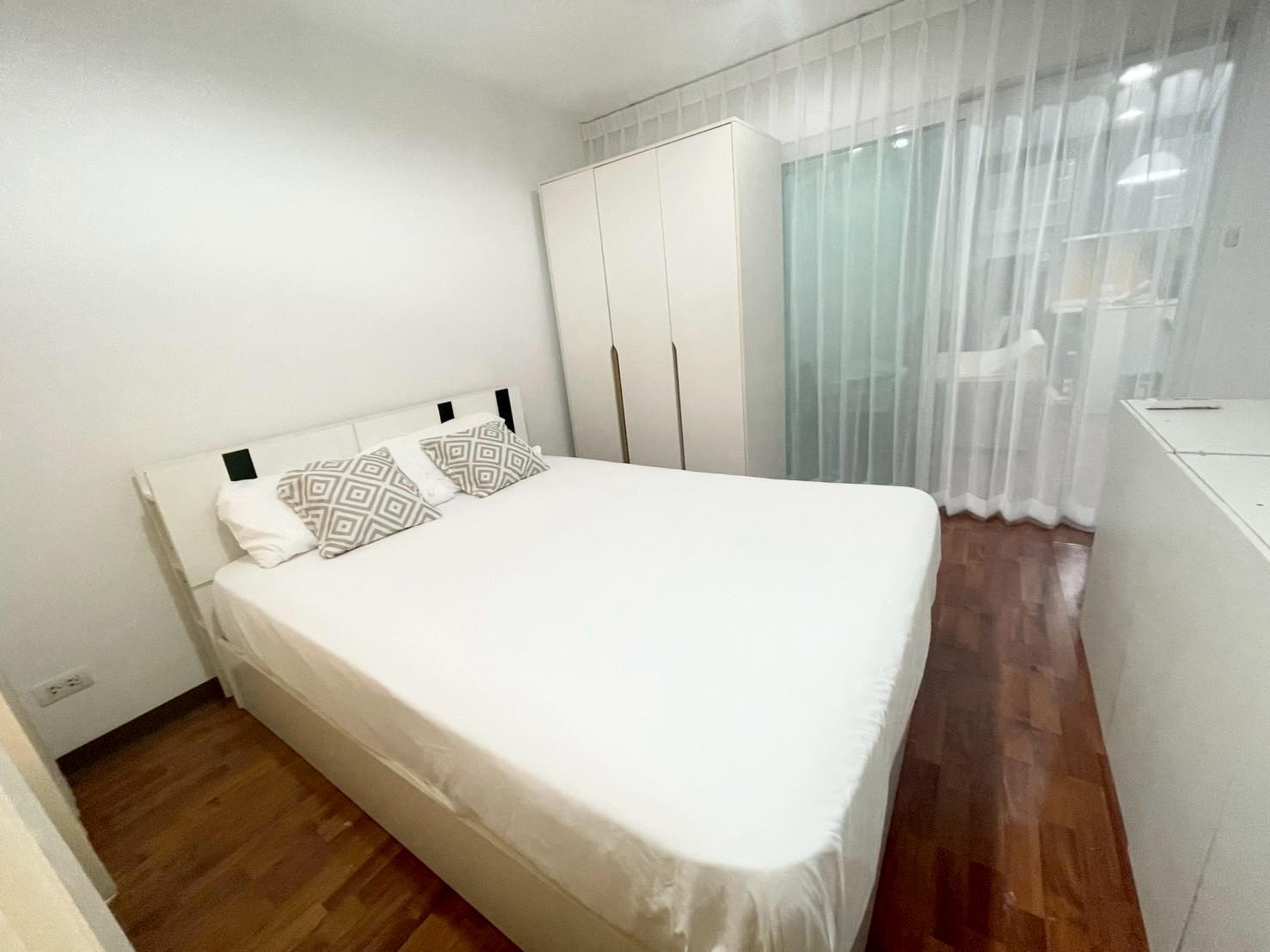 ให้เช่าคอนโด บางกอก ฮอไรซอน รามคำแหง / For Rent Bangkok Horizon Ramkhamhaeng (English below)