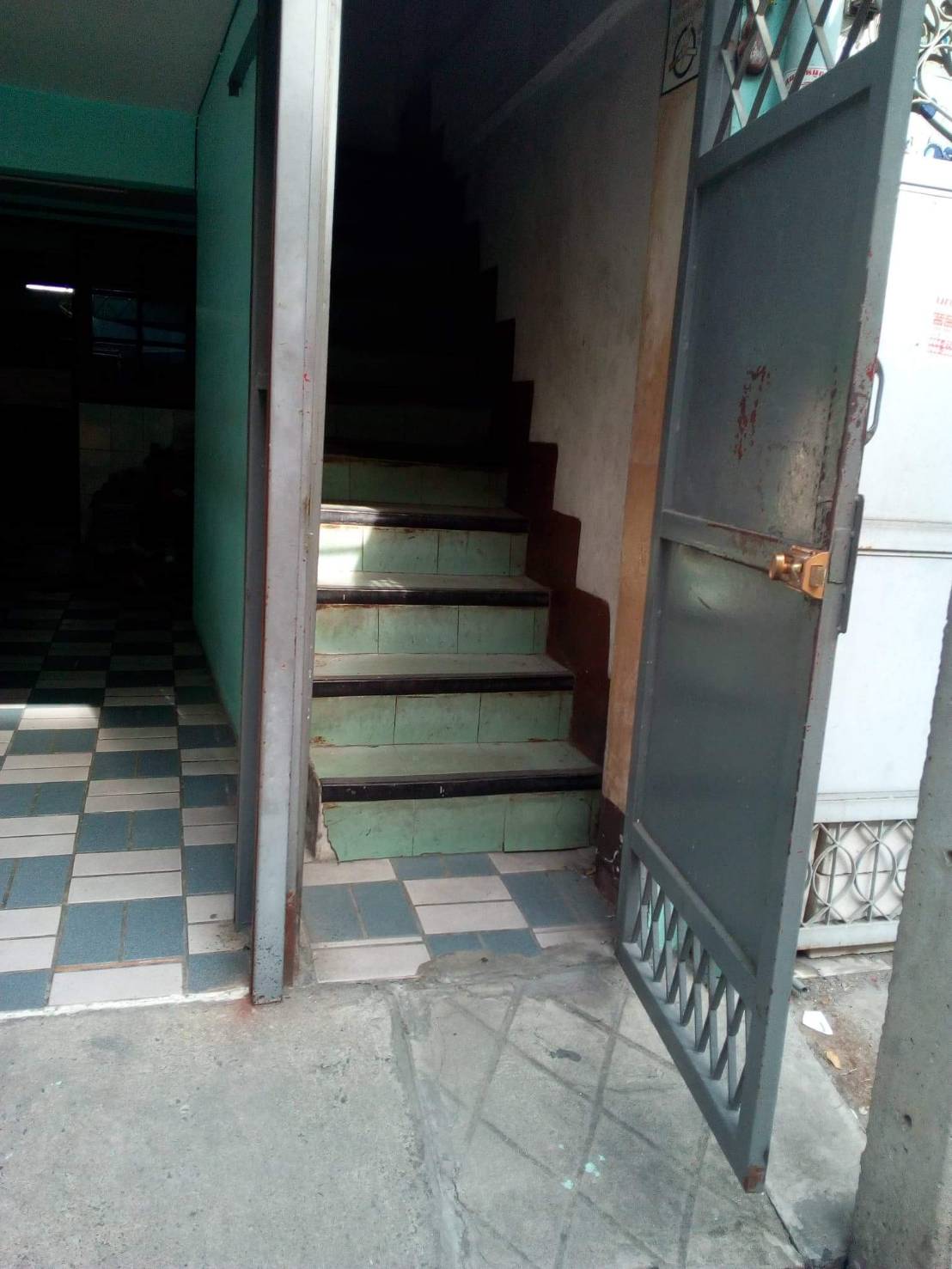 ขายตึกแถว 5 ชั้น ขนาด 25 ตร.วา ( พร้อมกิจการห้องเช่า 14 ห้อง ) ตั้งอยู่ถนนประชาสงเคราะห์ ซอย 16