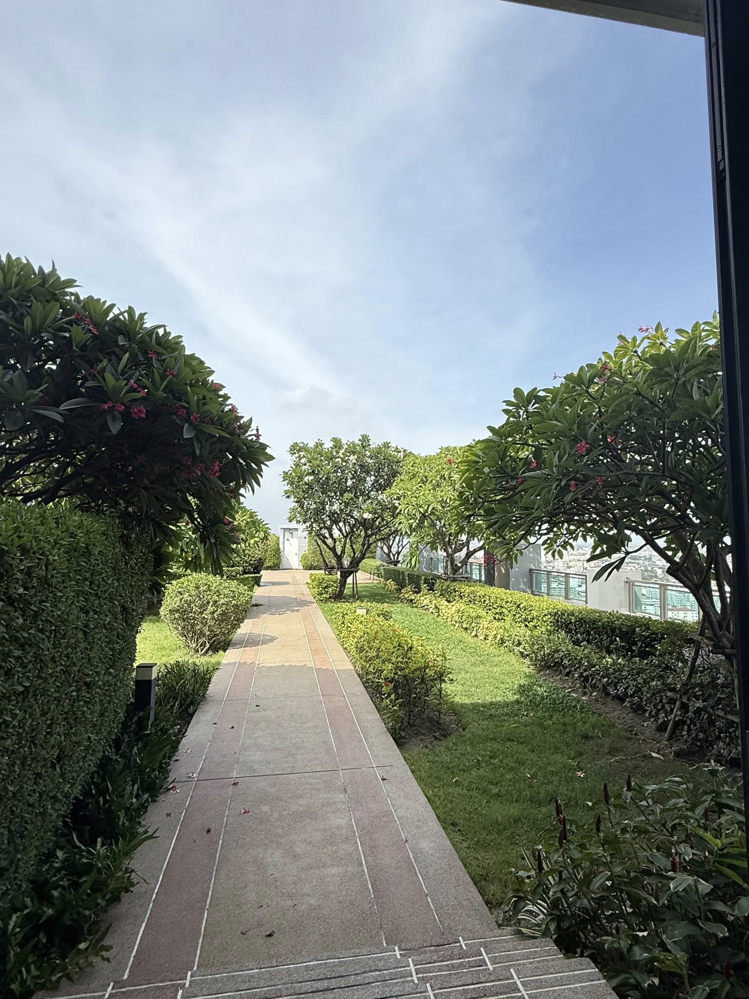 🌟 ห้องว่างพร้อมเข้าอยู่ ปล่อยเช่าคอนโดติด BTS อ่อนนุช Q House Sukhumvit 79 : คิวเฮาส์ สุขุมวิท 79 BTS อ่อนนุช เพียง 200 เมตร