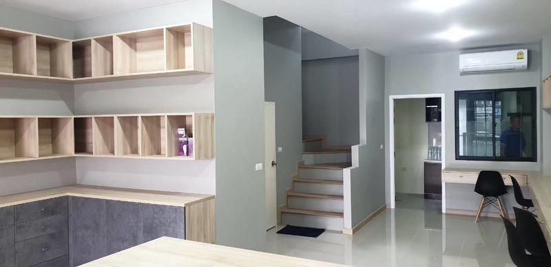 โฮมออฟฟิต 3 ชั้น Time Home 2 Suanluang-Onnut : ไทม์โฮม 2 สวนหลวง-อ่อนนุช ให้เช่า 26,900บาท ต่อเดือน มี 3 ห้องนอน 3ห้องน้ำ มีเฟอร์นิเจอร์บิ้วอิน